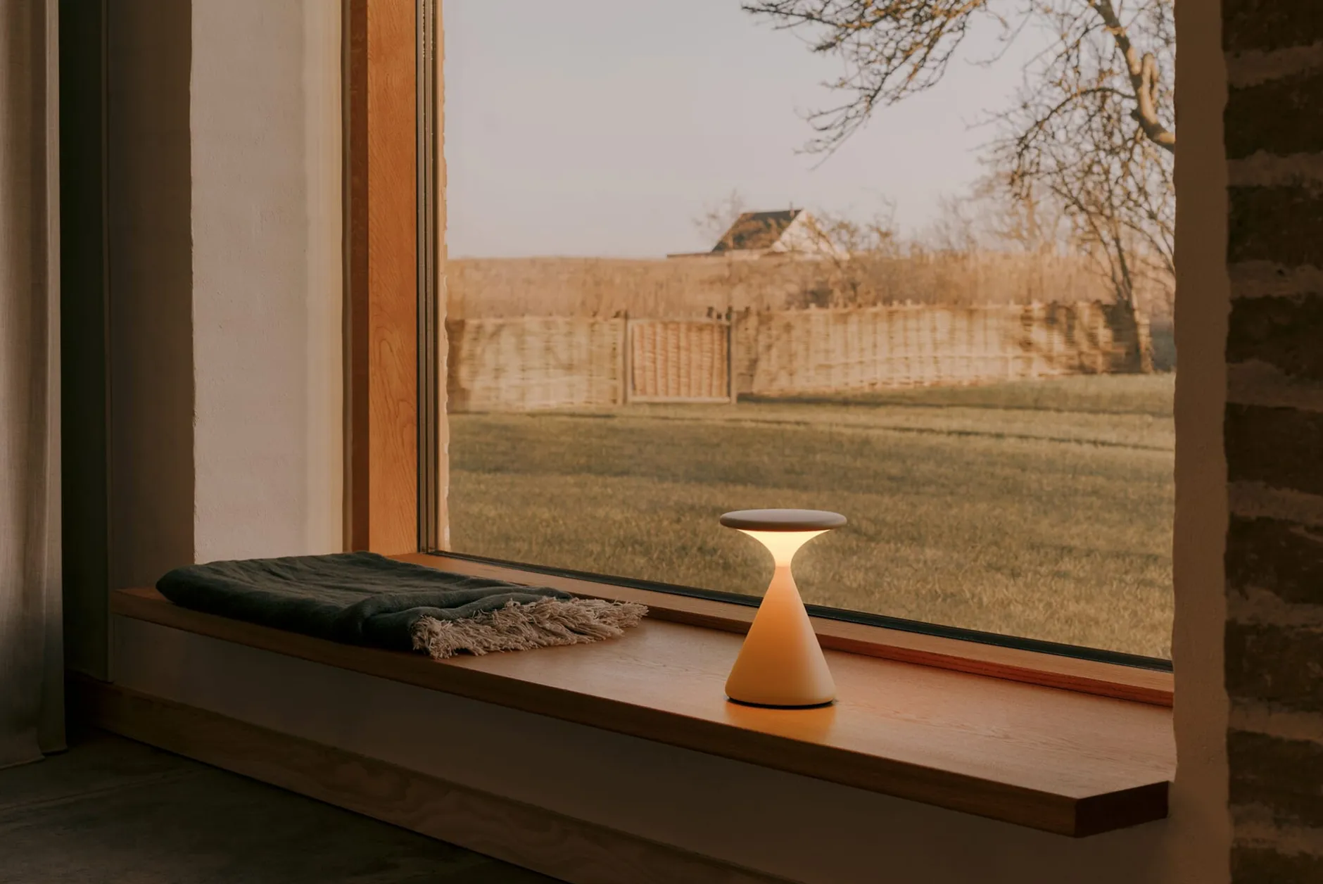 GRAU Akkuleuchte Aluminium Online