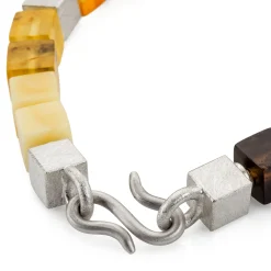 Marcin Zaremski Armband Bernsteinwürfel Hot