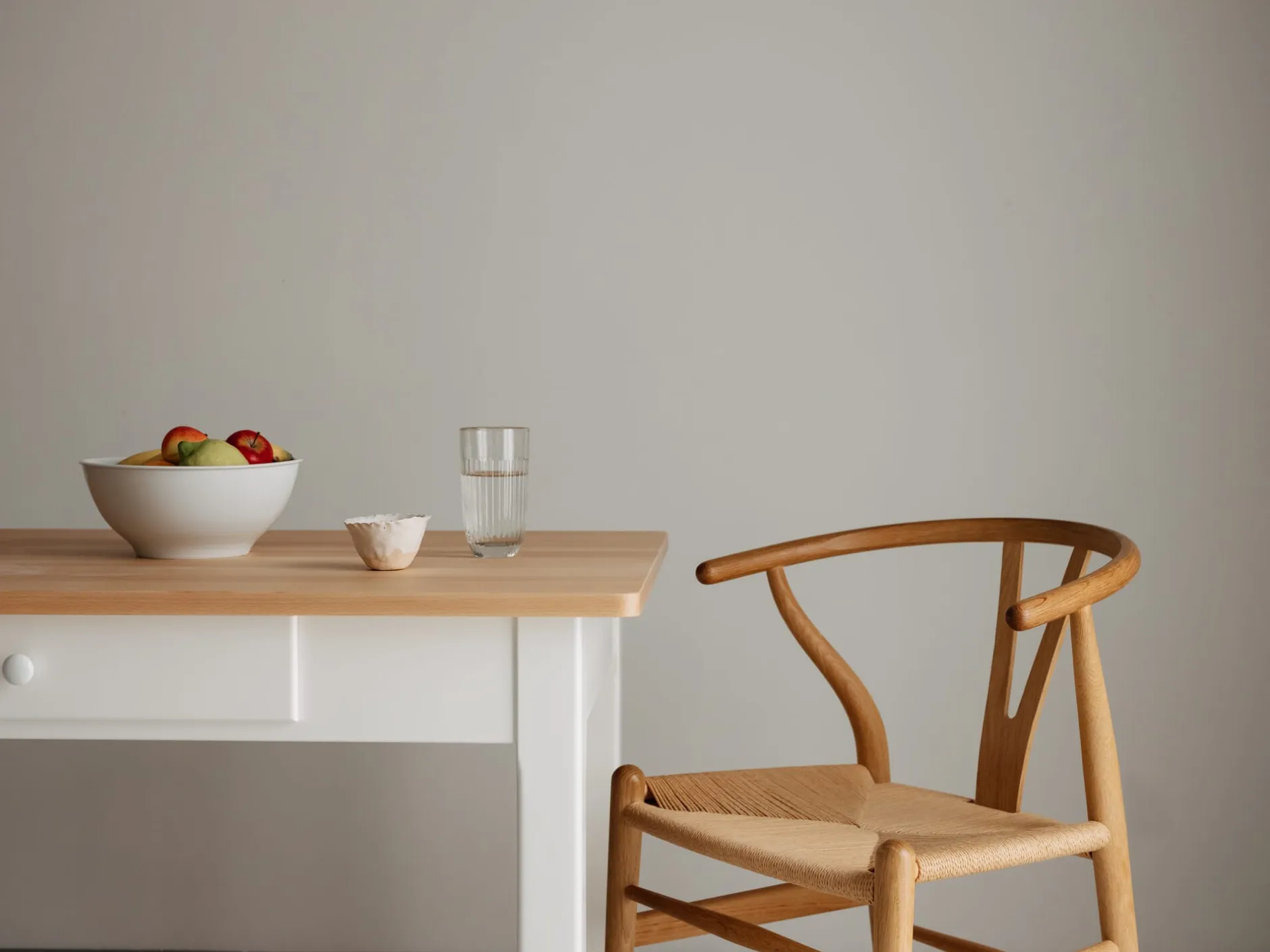 Carl Hansen & Son Armlehnstuhl CH 24 Eichenholz Sale