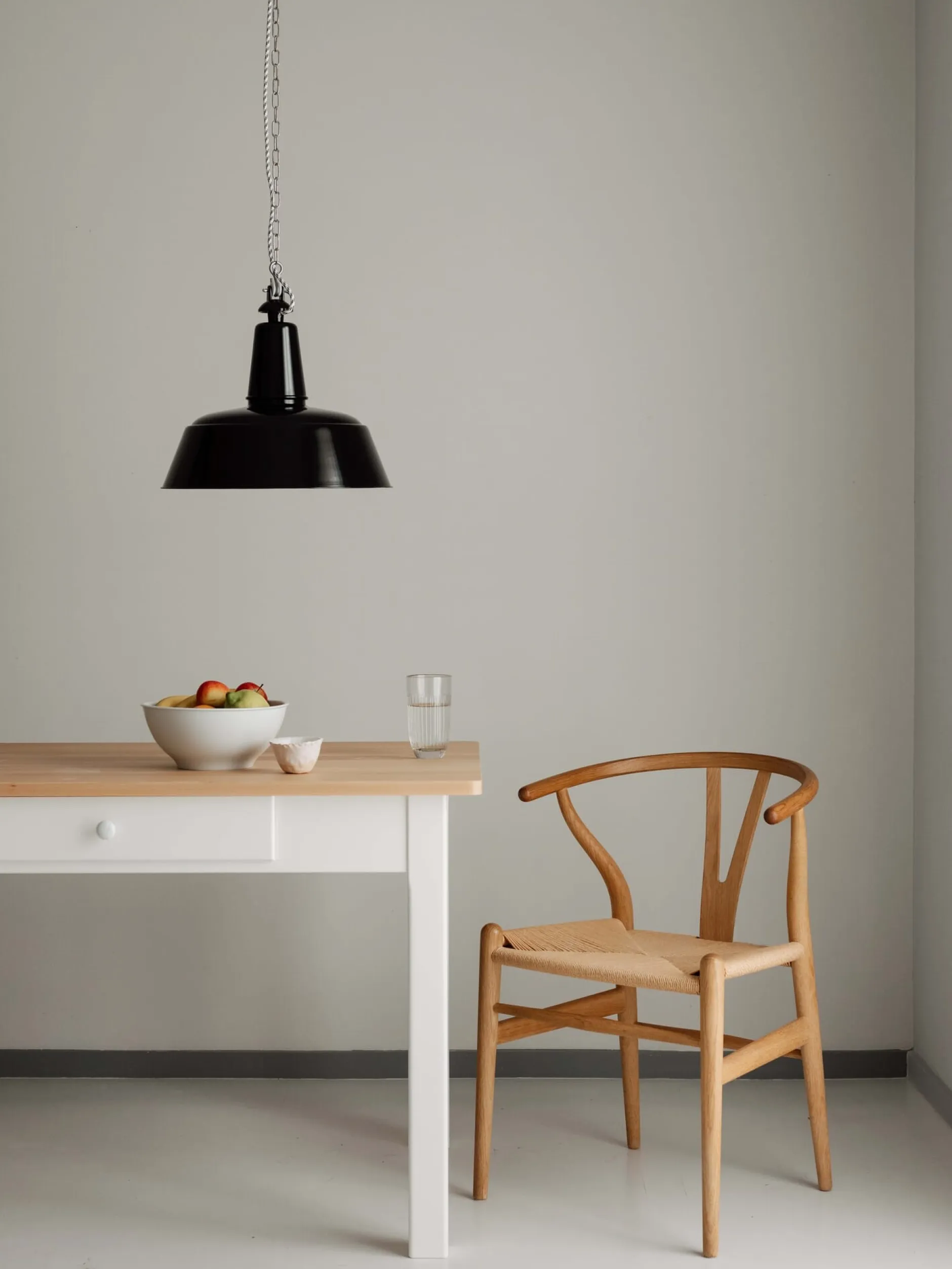 Carl Hansen & Son Armlehnstuhl CH 24 Eichenholz Sale