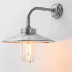 Davey Lighting Außenwandleuchte Gusseisen und Stahl rechtwinklig Best