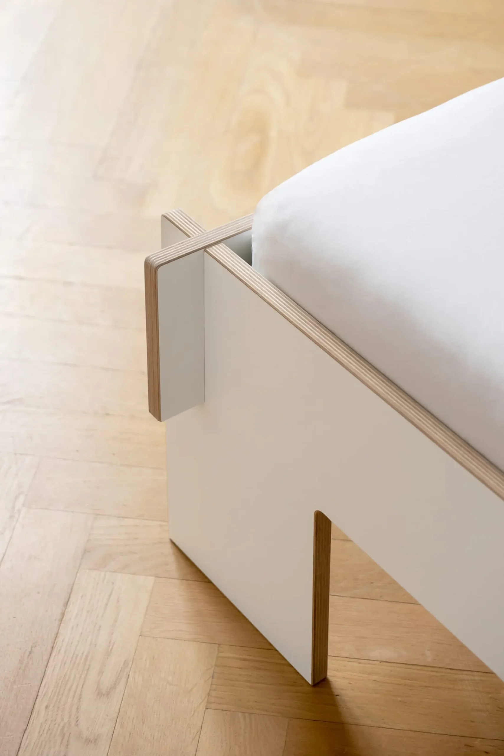 Nils Holger Moormann Bett Siebenschläfer New