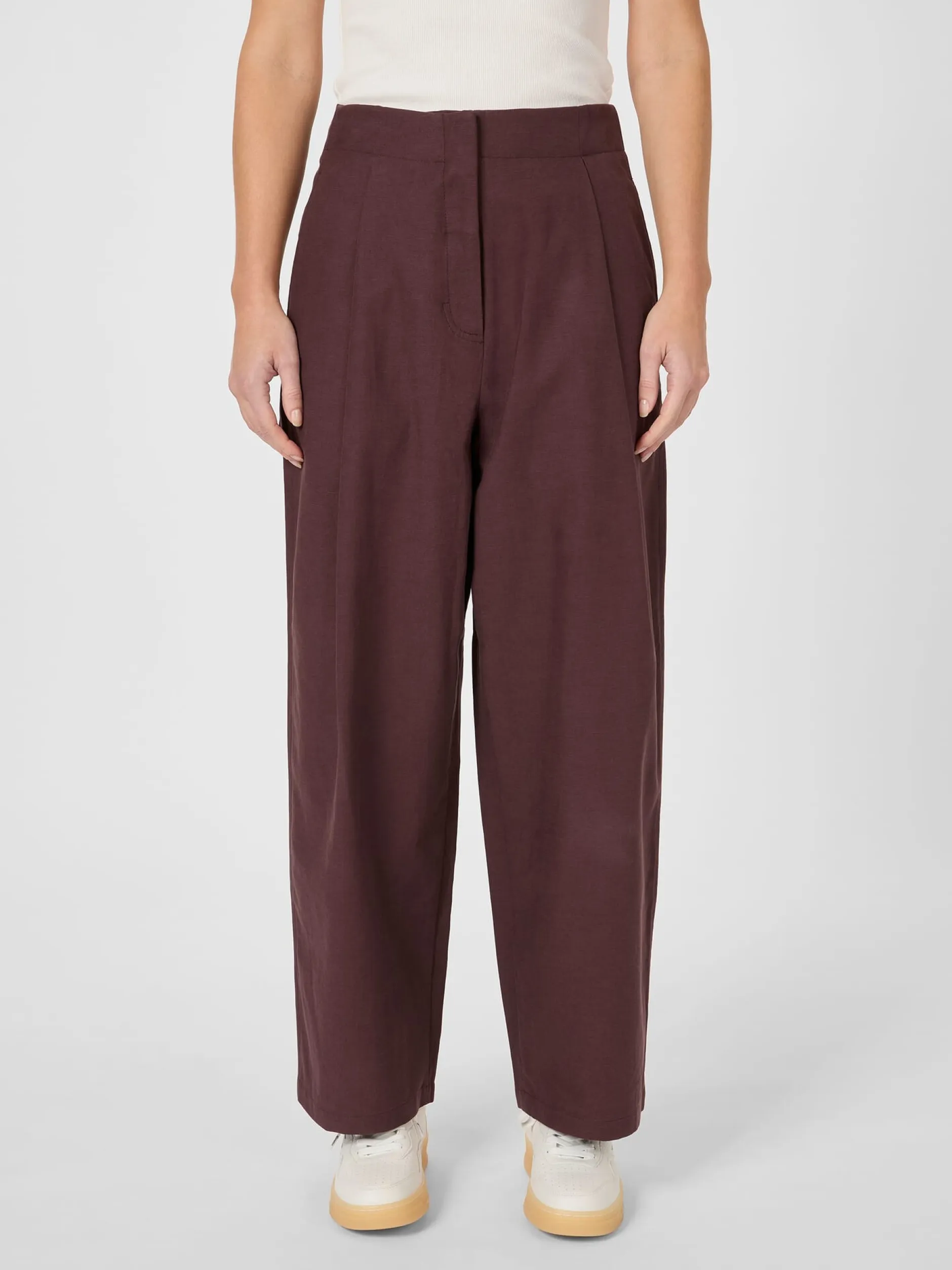 Christiane Strobel Damen-Bundfaltenhose Weinrot Hot