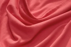 Alma ＆ Lovis Damen-T-Shirt Cascade Koralle Best