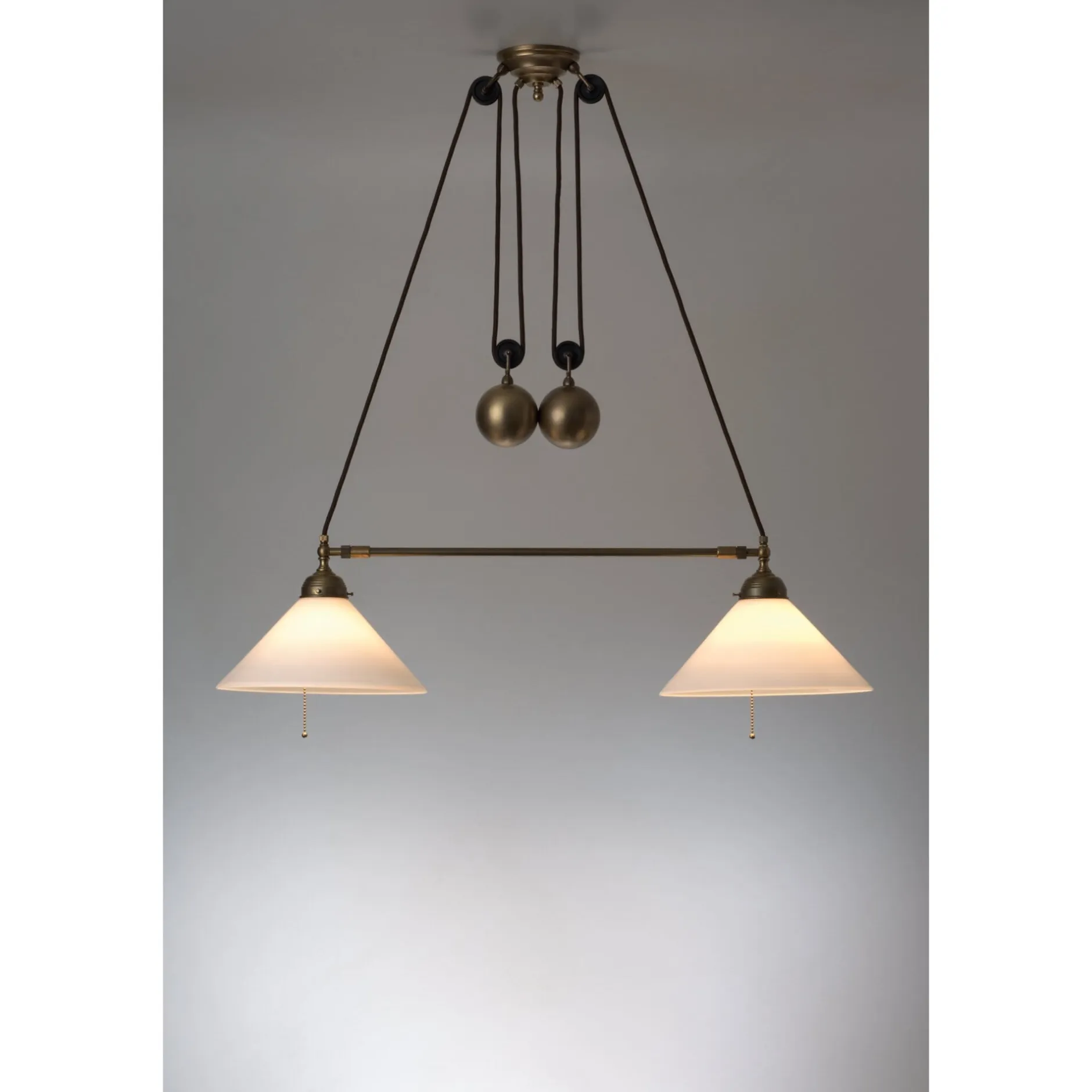 Berliner Messinglampen Doppelzugleuchte Messing variabel Hot