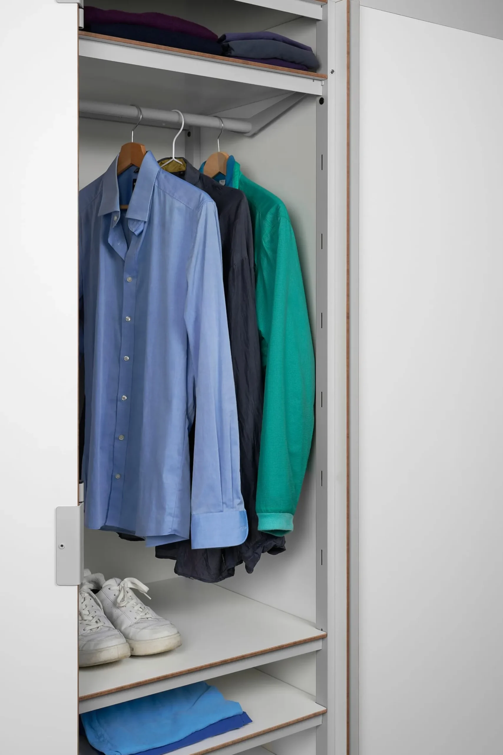 MAGAZIN Fachboden zu Schrank P100 Hot