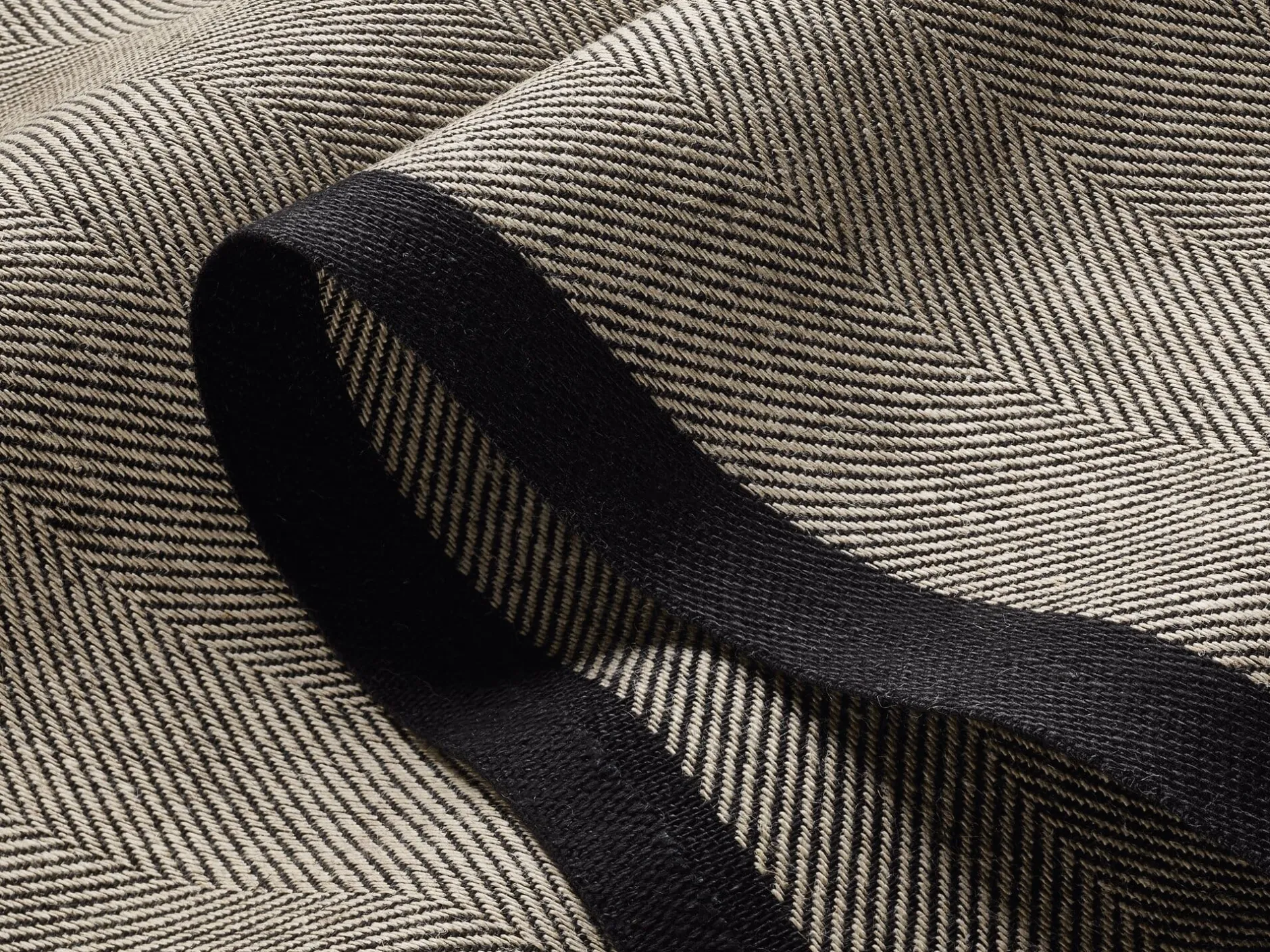 Lapuan Kankurit Finnischer Tischläufer Leinen Schwarz New