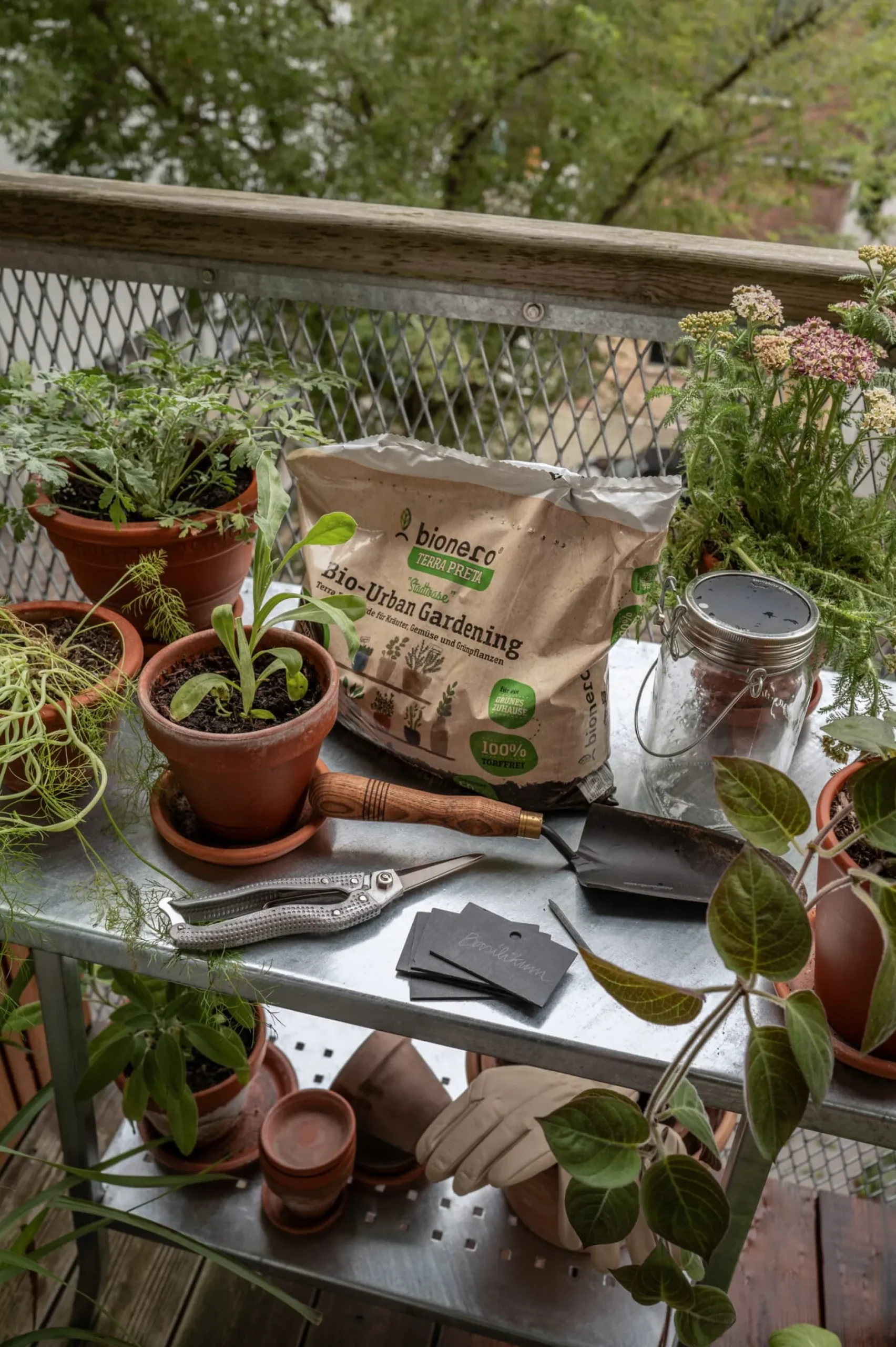 PLUS Gartenarbeitstisch Stahl verzinkt