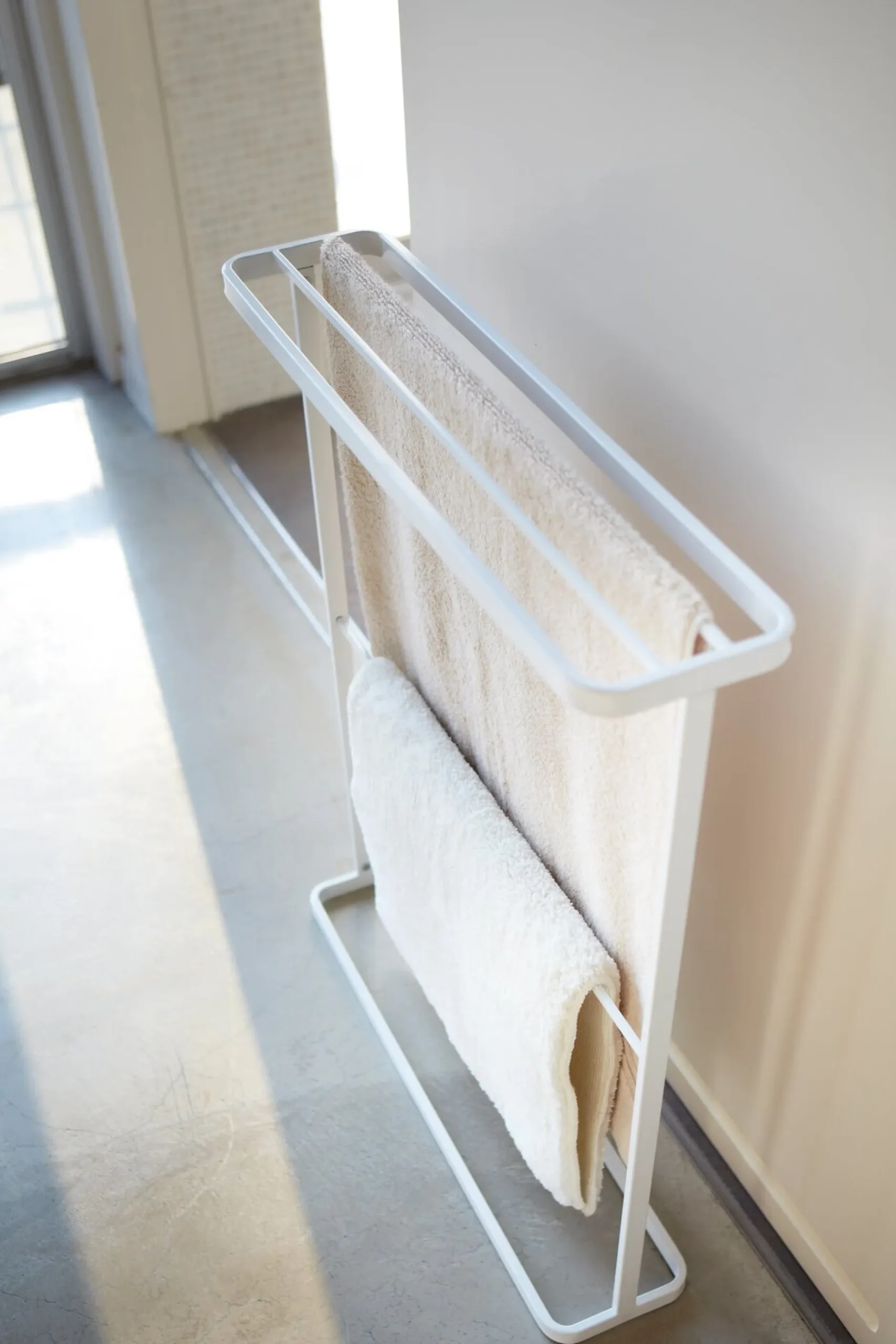 Yamazaki Handtuchhalter Tower Weiß New