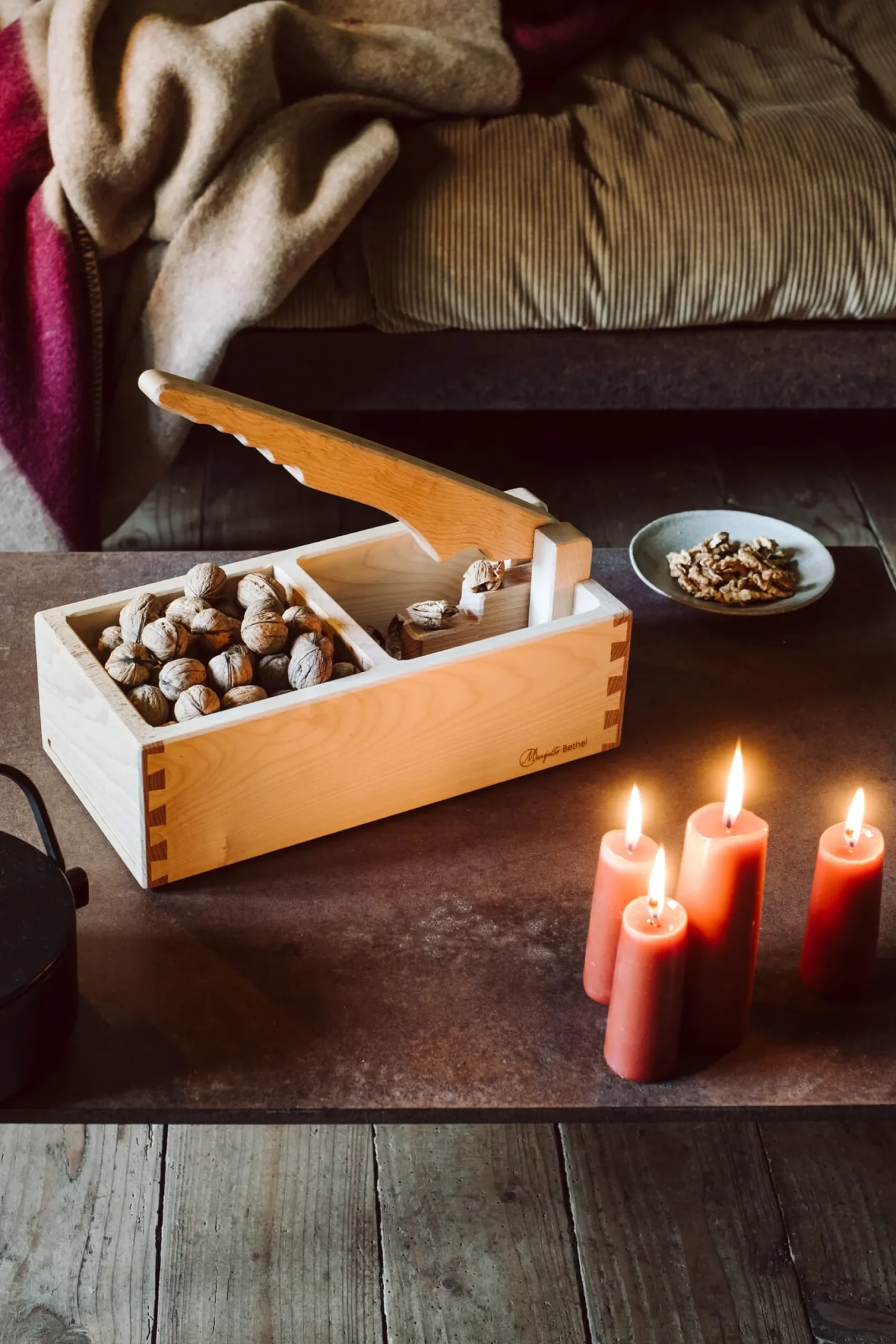 Stiftung Bethel Hebelnussknacker Vollholz Clearance