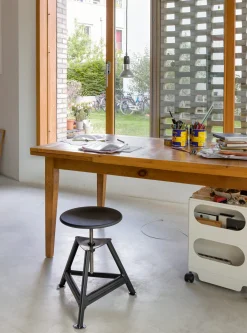 Hocker Chemnitz, höhenverstellbar, monochrom Online