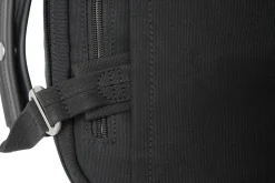 QWSTION Rucksack Daypack Bananatex Hot