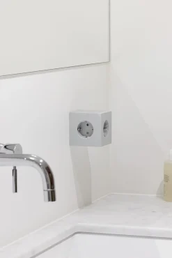 AVOLT Steckdose Square 2 Discount