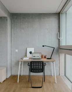 wästberg Tischleuchte w227 b Winkel alu Schwarz Online