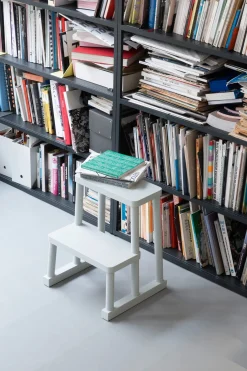 Tritthocker Adhoc Hot