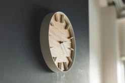 Yamazaki Wanduhr Rin Hot