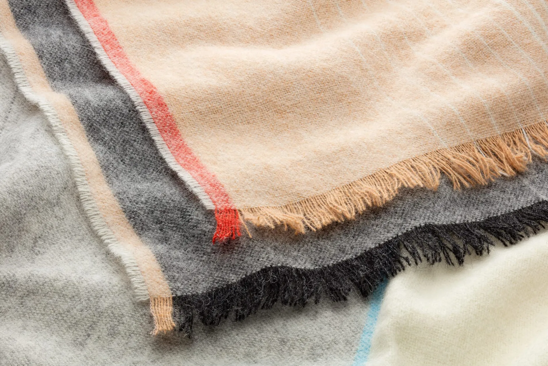 Elvang Denmark Wolldecke Inga Sempé New