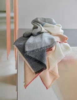 Elvang Denmark Wolldecke Inga Sempé New