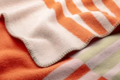 Lapuan Kankurit Wolldecke Toffee Rot Sale